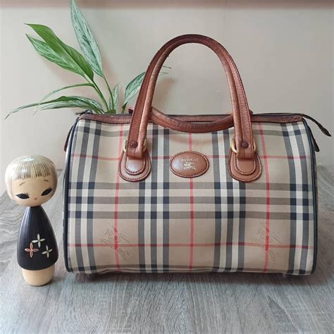 vintage burberry bags do all have horse emblem|Vintage Burberry Handbags and Purses .